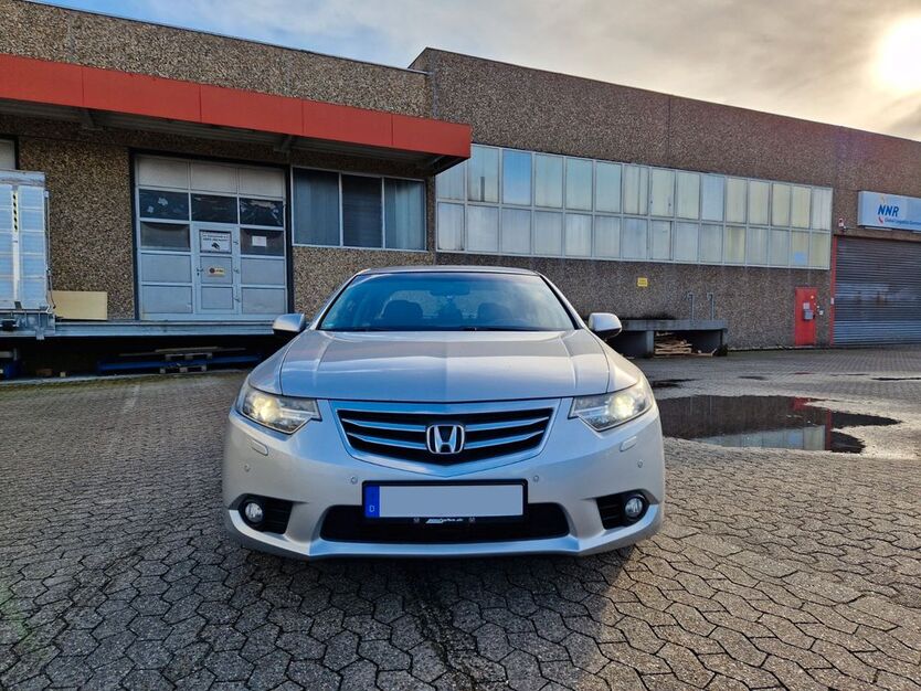 Honda Accord 199.550 km 9.498 € Ratingen 40880