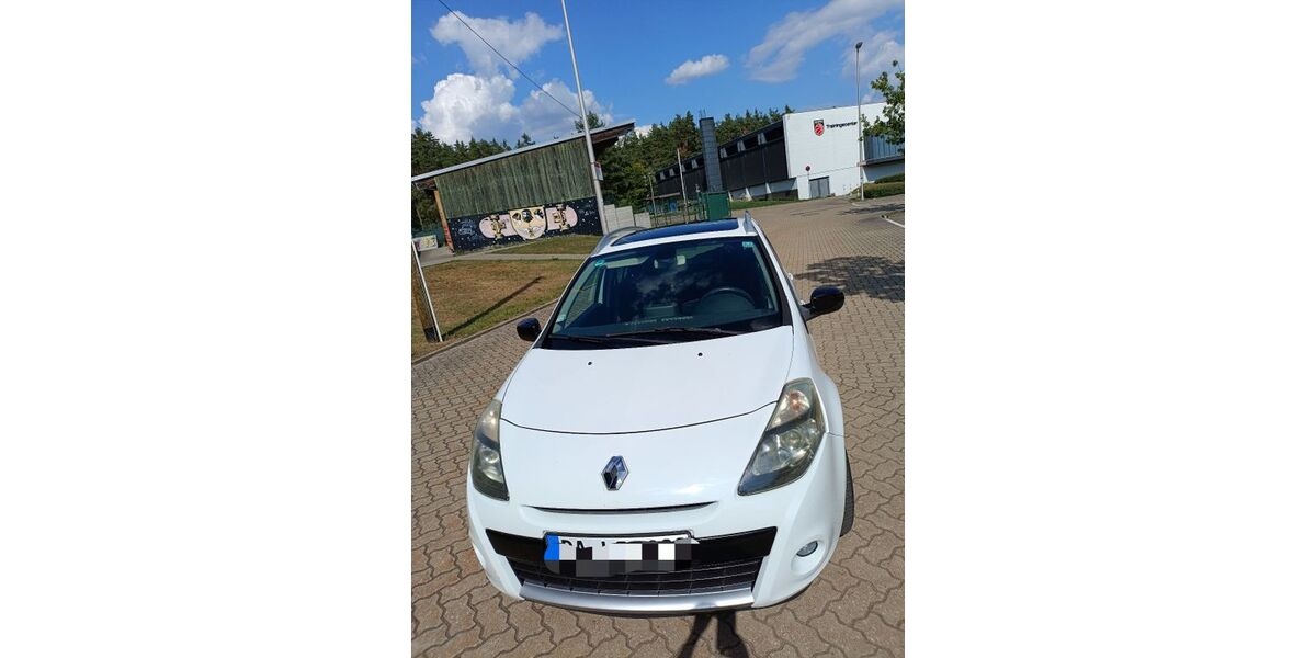 Renault Clio 104.500 km 2.690 &euro; Strullendorf 96129