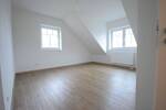 Etagenwohnung Heide - 3 Zimmer, 100 m&sup2;, 980&euro; | Angebot:26851374
