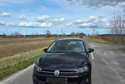 VW Polo 98.700 km 11.500 &euro; Luckau 15926