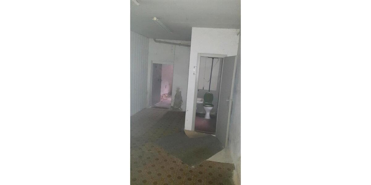 Einfamilienhaus Bad Liebenwerda - 10 Zimmer, 300 m&sup2;, 990&euro; | Angebot:25044241