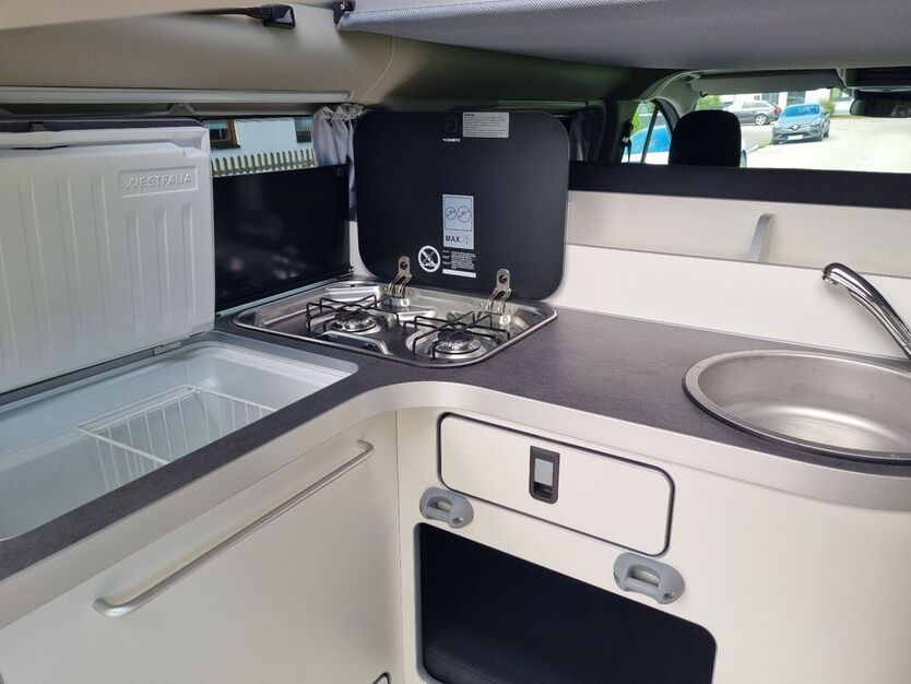 Ford Transit Custom 49.000 km 46.990 € München 81825