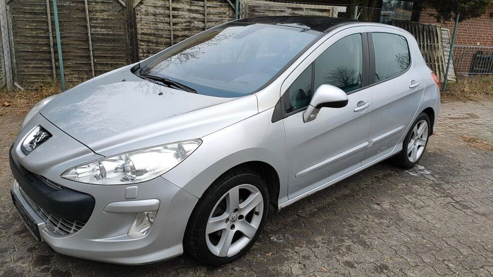Peugeot 308 67.000 km 5.555 € Geesthacht 21502