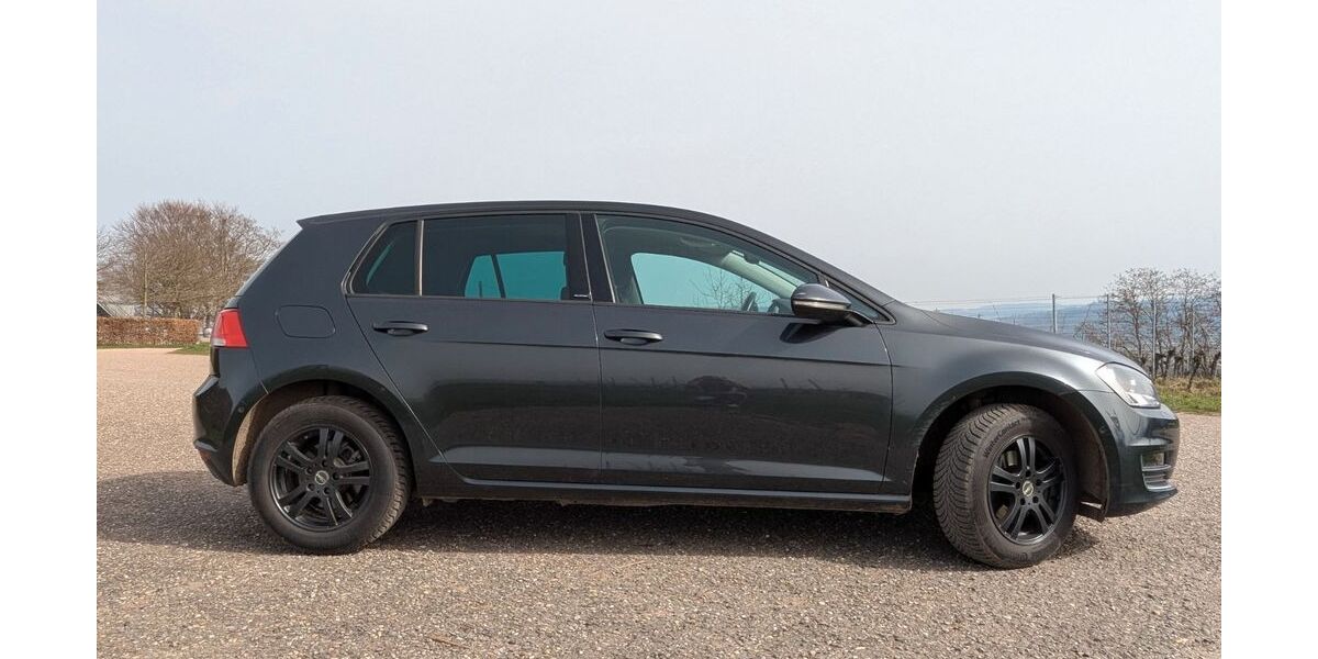 VW Golf 105.000 km 13.800 &euro; Kippenheim 77971