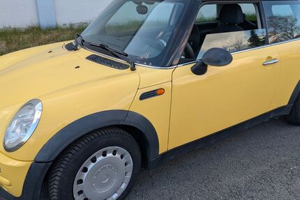 Mini ONE 155.095 km 1.900 &euro; Wiesentheid 97353