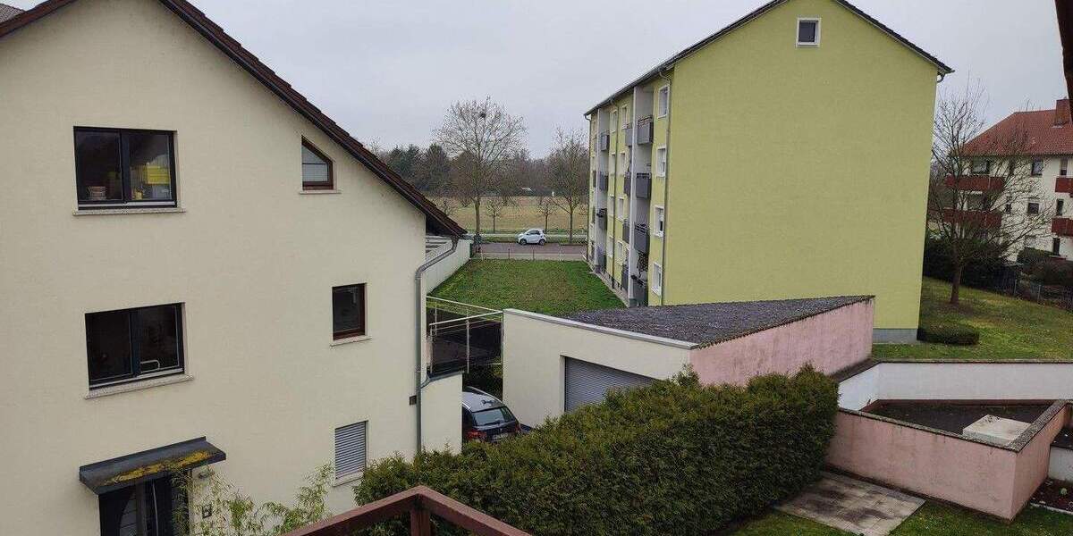 Etagenwohnung Brühl - 3 Zimmer, 72 m&sup2;, 792&euro; | Angebot:25570423