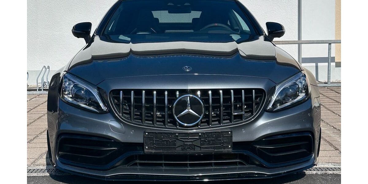 Mercedes-Benz C 63 AMG 28.687 km 68.497 &euro; Leubsdorf 09573