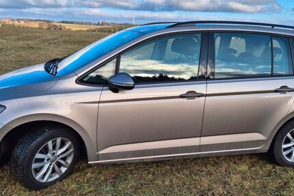 VW Touran 108.000 km 19.999 &euro; Welzheim 73642