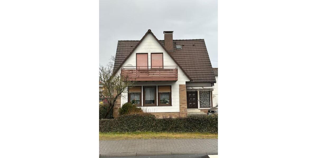 Einfamilienhaus Schlüchtern - 11 Zimmer, 170 m&sup2;, 299.999&euro; | Angebot:26373321