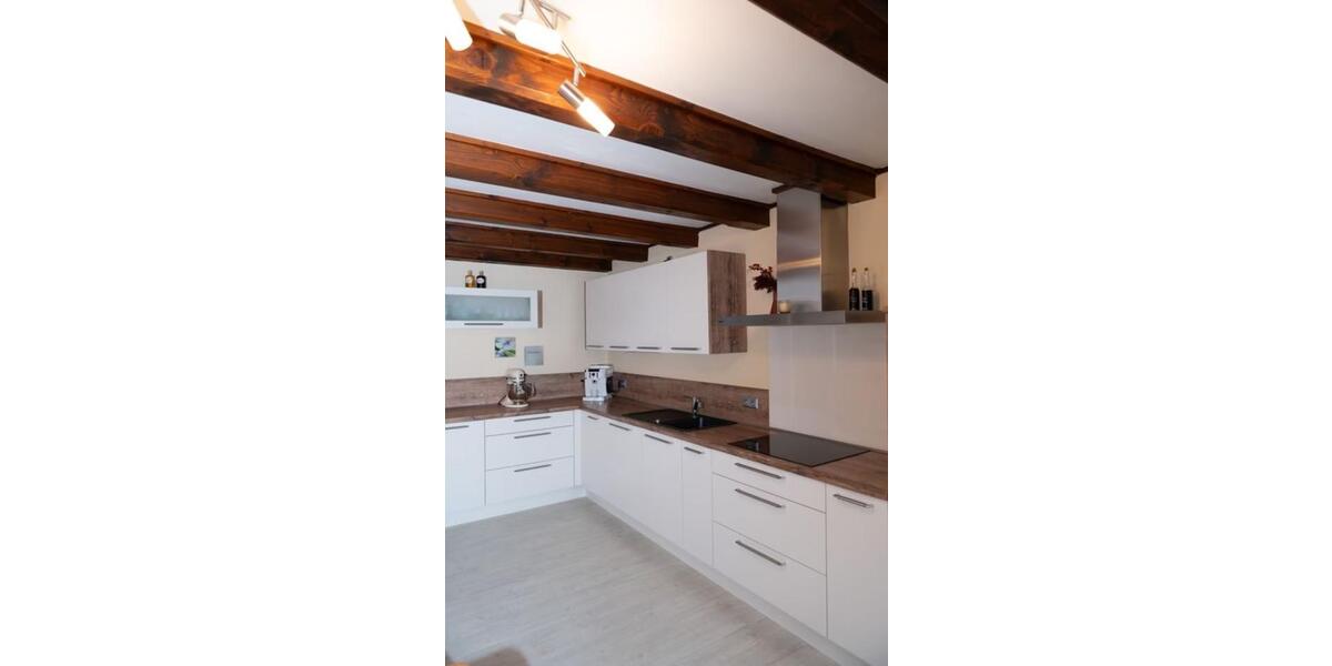 Bauernhaus, Landhaus Bad Wünnenberg - 14 Zimmer, 330 m&sup2;, 420.000&euro; | Angebot:27128279