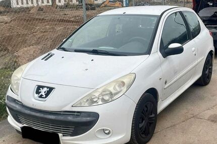 Peugeot 206 158.000 km 1.000 € Hanau 63450