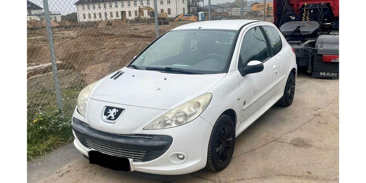 Peugeot 206 158.000 km 1.000 € Hanau 63450