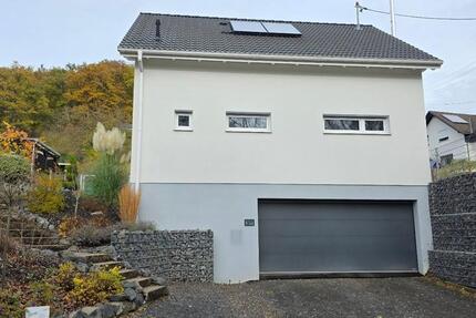 Ruhig gelegenes Einfamilienhaus in Südhanglage 4 zimmer