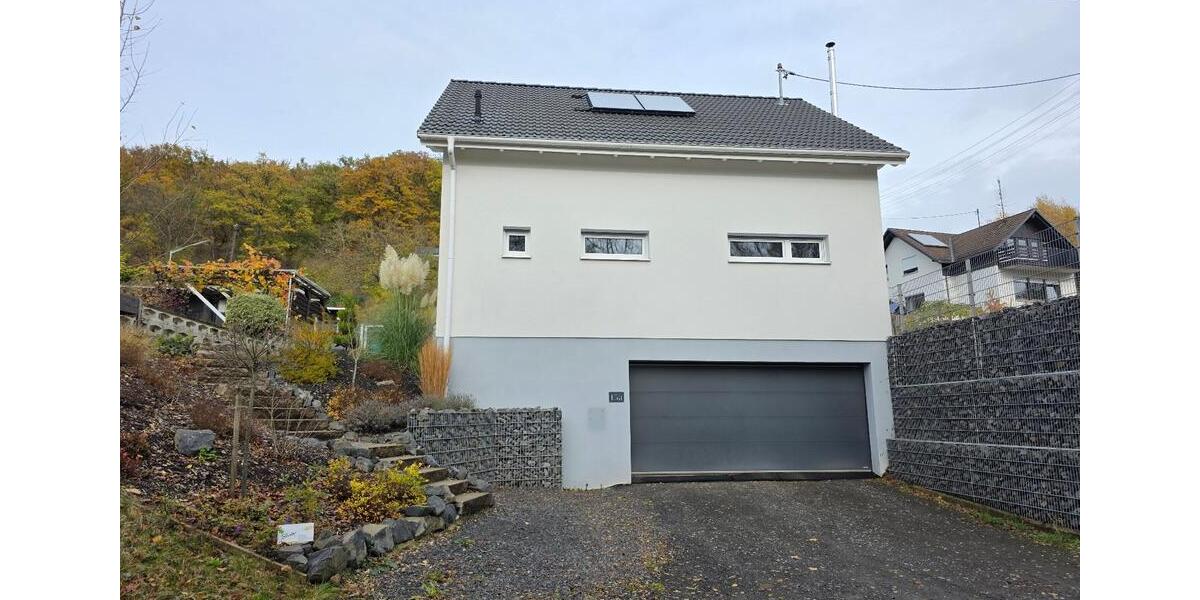 Ruhig gelegenes Einfamilienhaus in Südhanglage 4 zimmer