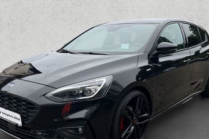 Ford Focus 78.827 km 16.900 € Alfeld 31061