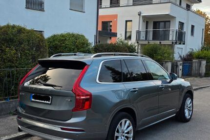 Volvo XC90 149.000 km 26.000 &euro; München 81827