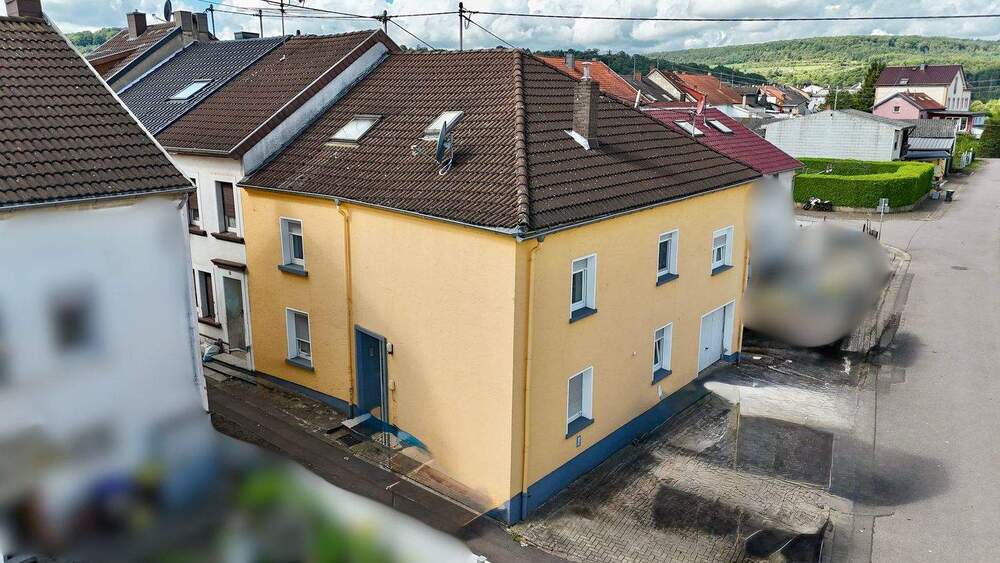 Gemütliches Wohnen auf wohlproportioniertem Grund in Rehlingen-Siersburg (Leerstehend) 7 zimmer