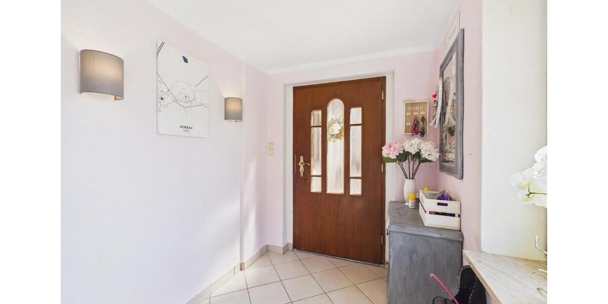 Einfamilienhaus Lützen - 7 Zimmer, 224 m&sup2;, 299.900&euro; | Angebot:26693246