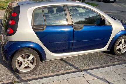 Smart forFour 125.000 km 2.399 € München 80805