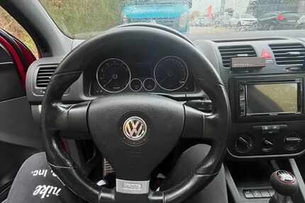 VW Golf 194.000 km 4.000 &euro; Kaiserslautern 67659