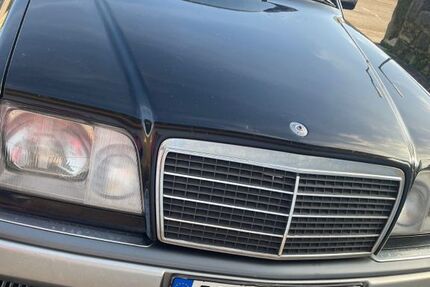 Mercedes-Benz E 200 244.000 km 11.999 &euro; Lehrberg 91611