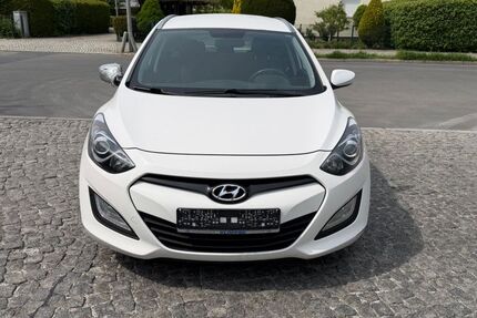 Hyundai i30 160.800 km 3.690 &euro; Berlin 12349