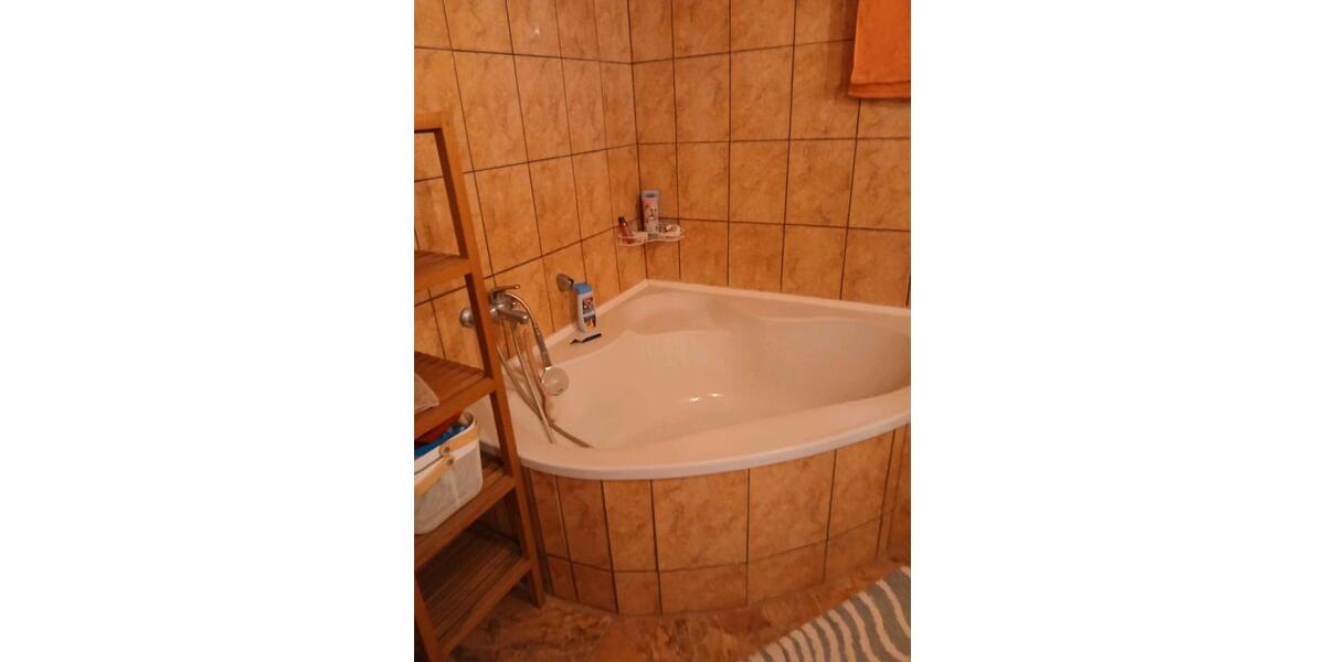 Etagenwohnung Neuss - 4 Zimmer, 108 m&sup2;, 285.000&euro; | Angebot:24874250