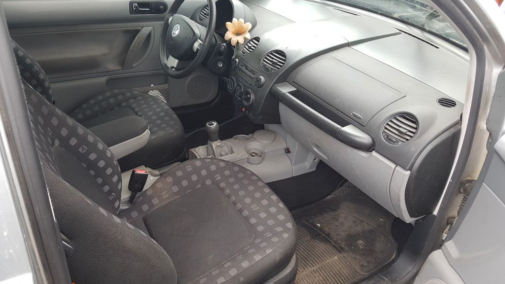 VW Beetle 273.000 km 699 &euro; pilsting 94431