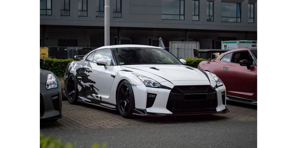 Nissan GT-R 12.548 km 174.900 &euro; Aurich 26605