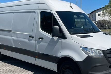 Mercedes-Benz Sprinter 148.000 km 15.780 &euro; Langen 63225