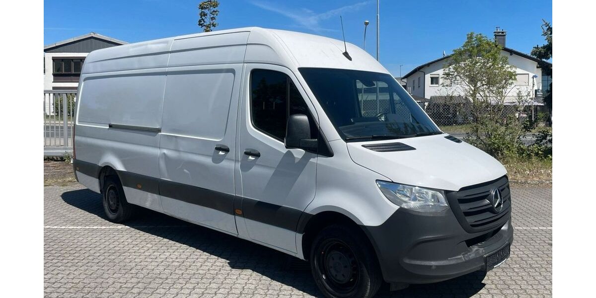 Mercedes-Benz Sprinter 148.000 km 15.780 &euro; Langen 63225
