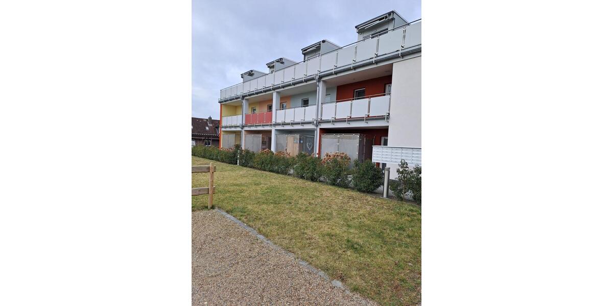 Dachgeschoßwohnung Sassenburg - 1 Zimmer, 23 m&sup2;, 230&euro; | Angebot:25542270