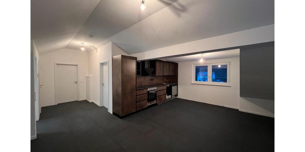 Dachgeschoßwohnung Burkardroth - 2 Zimmer, 78 m&sup2;, 750&euro; | Angebot:24832376