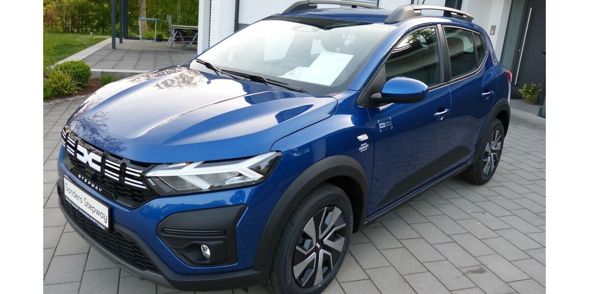 Dacia Sandero 8.428 km 18.900 &euro; Oberviechtach 92526