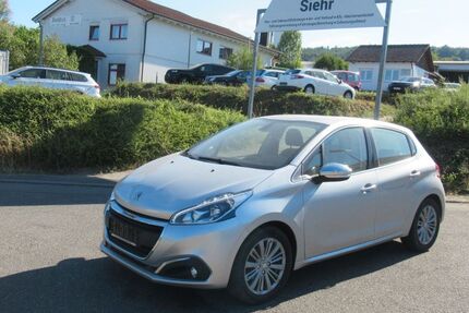 Peugeot 208 41.000 km 11.300 &euro; Tauberbischofsheim 97941