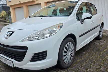 Peugeot 207 117.500 km 3.690 &euro; Niddatal 61194