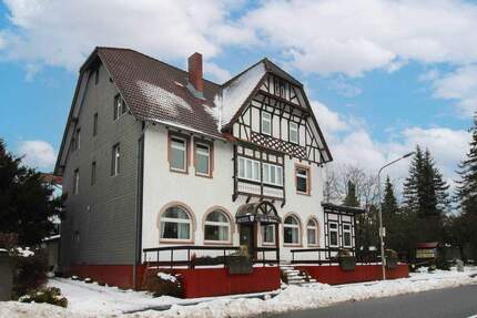 Vielseitiges Mehrfamilienhaus mit 12 Zimmern & großem Garten in Osterode 1 zimmer