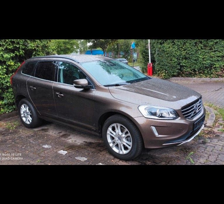 Volvo XC60 153.400 km 16.650 € Hamburg-Volksdorf 22359