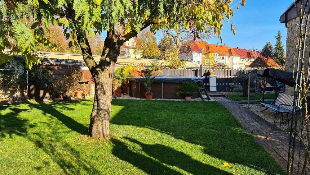 Einfamilienhaus Apolda - 1 Zimmer, 255 m&sup2;, 695.000&euro; | Angebot:25687297