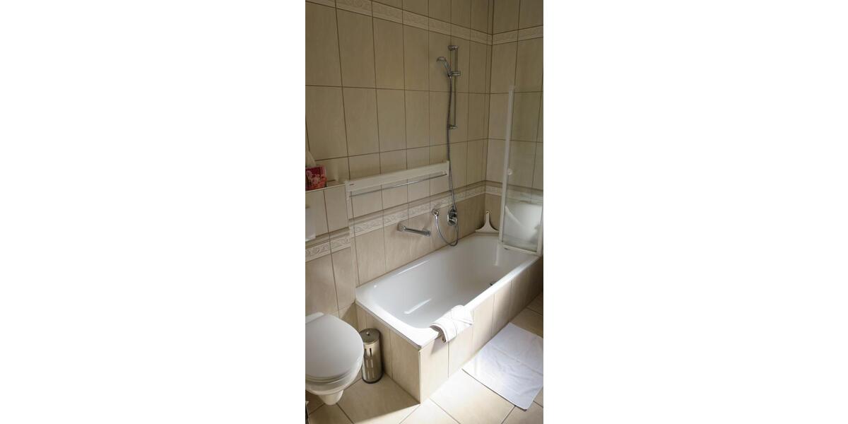 Etagenwohnung Bad Bertrich - 2 Zimmer, 58 m&sup2;, 900&euro; | Angebot:26269190