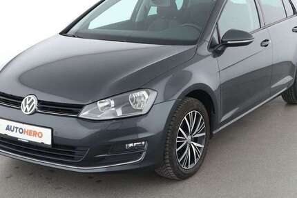 VW Golf 92.406 km 12.220 € Berlin 14059