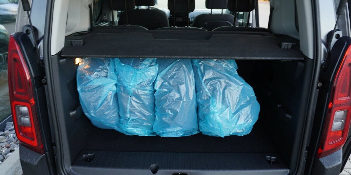 Fiat Doblo Kombi 1.5 130 AT / 10-Zoll Navi + AHK 39.814 km 23.503 &euro; Münchenbernsdorf 07589