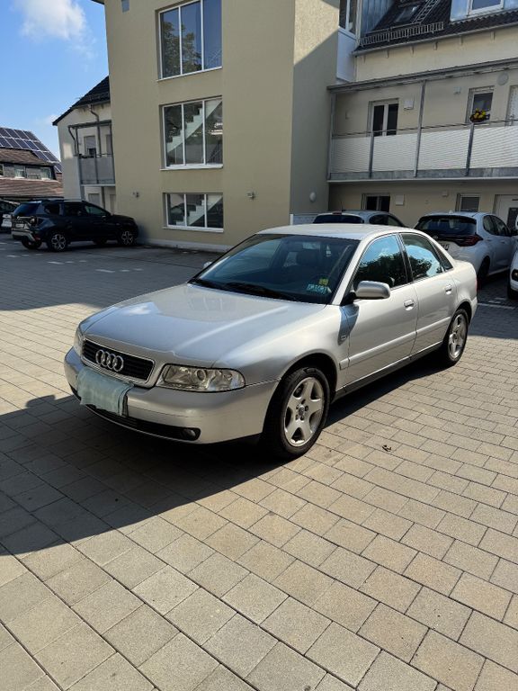 Audi A4 189.500 km 2.999 € Lenting 85101