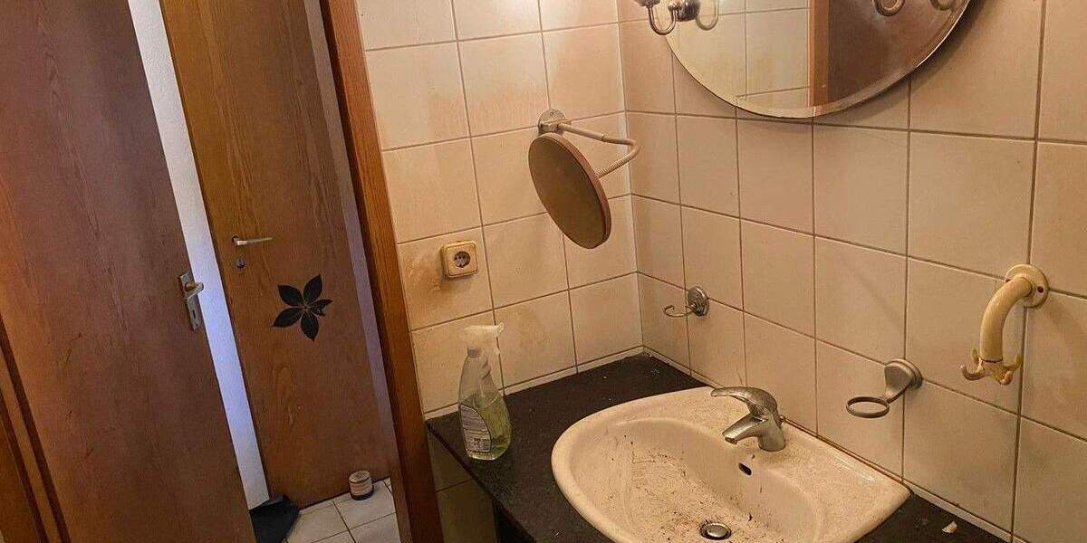 Doppelhaushälfte Steinheim - 5 Zimmer, 91 m&sup2;, 125.000&euro; | Angebot:24874634