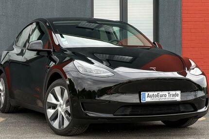 Tesla Model Y 38.453 km 33.500 &euro; Neuss 41472