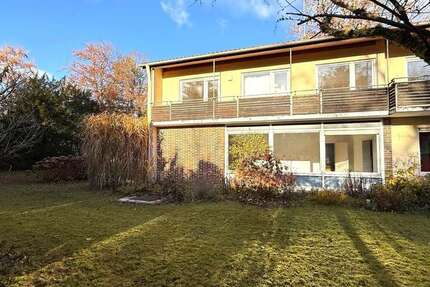 Haus zum Mieten in Gräfelfing 4.000 € 220 m² 7 zimmer