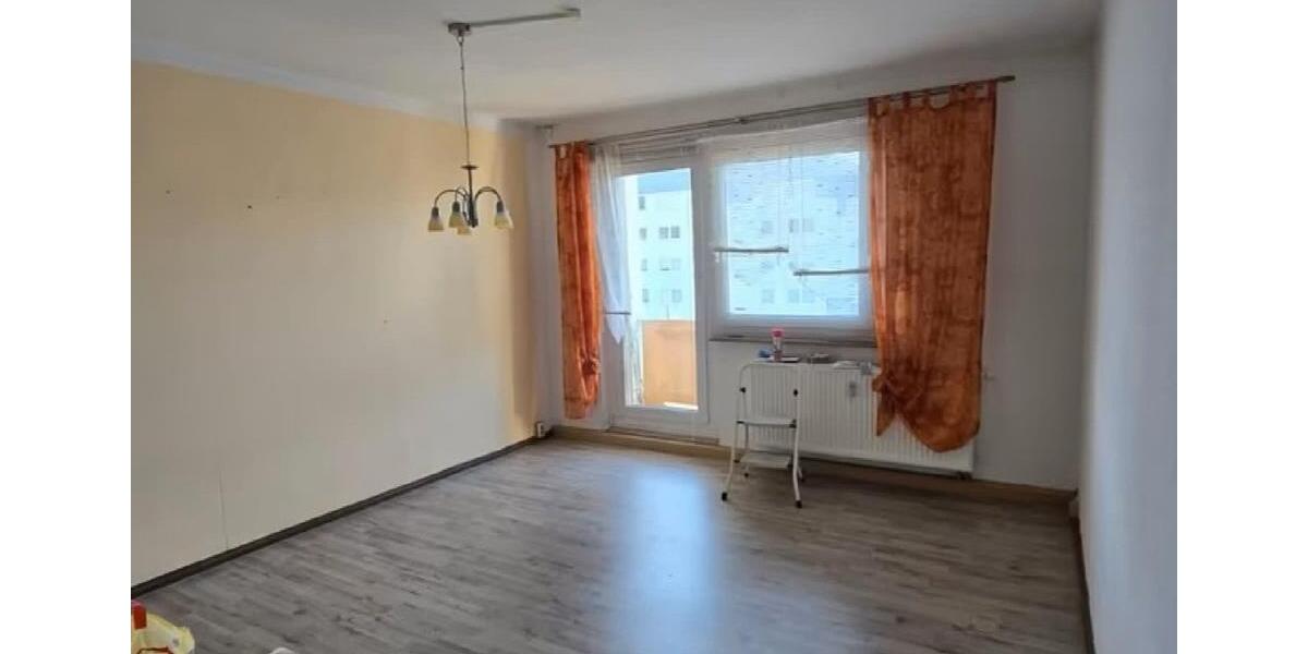 Etagenwohnung Mülsen - 3 Zimmer, 56 m&sup2;, 295&euro; | Angebot:26226436