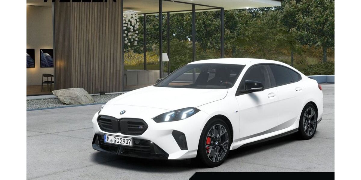 BMW M235 13.167 km 43.710 &euro; Höxter / Stahle 37671