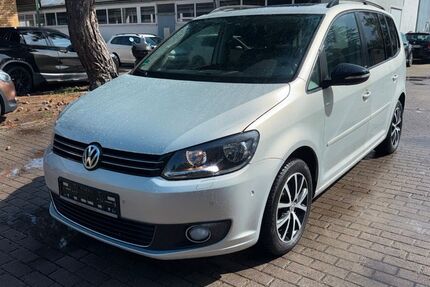 VW Touran 183.000 km 8.200 &euro; Hannover 30179