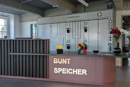 Büro in Zwönitz 1.461,96 € 221.1 m² zimmer